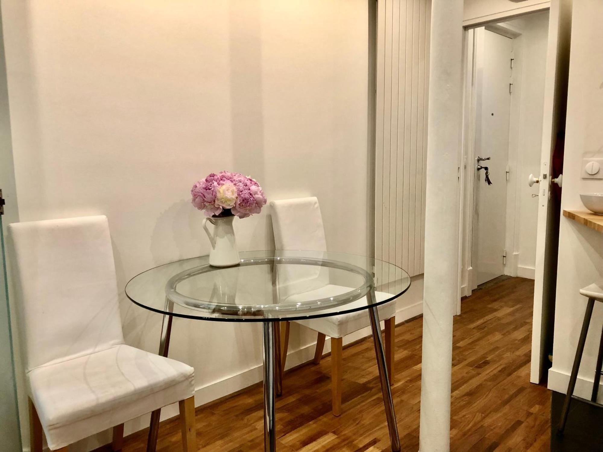 Charmant 2 Pieces Paris 5 المظهر الخارجي الصورة